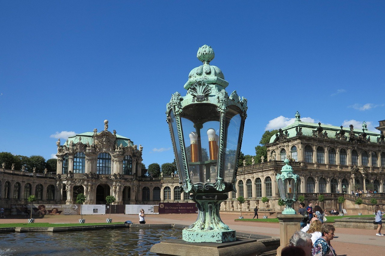 Povišeni proteini u mokraći pasa: simptomi, uzroci i liječenje