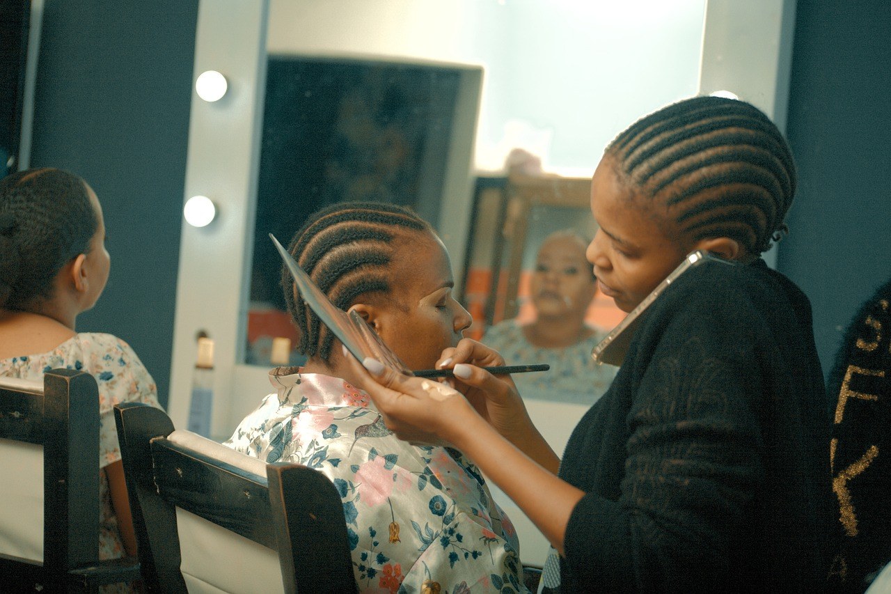 Pomak oka kod pasa: simptomi, uzroci i liječenje